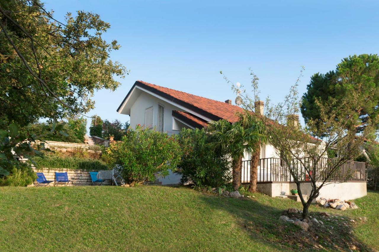 Вілла Casa Fellini Сан-Дзено-ді-Монтанья Екстер'єр фото
